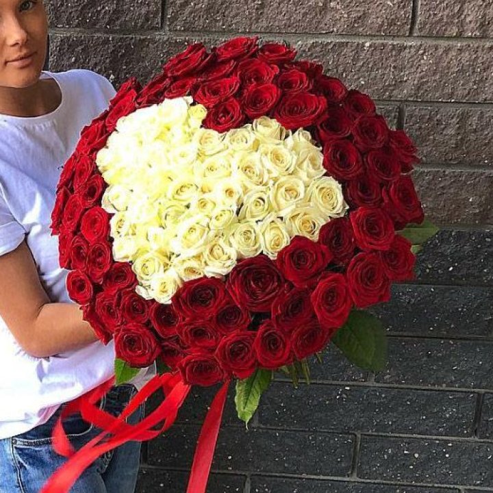 101 роза "Сердце" в Окурджаларе